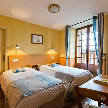 Hotel La Clairiere 2*